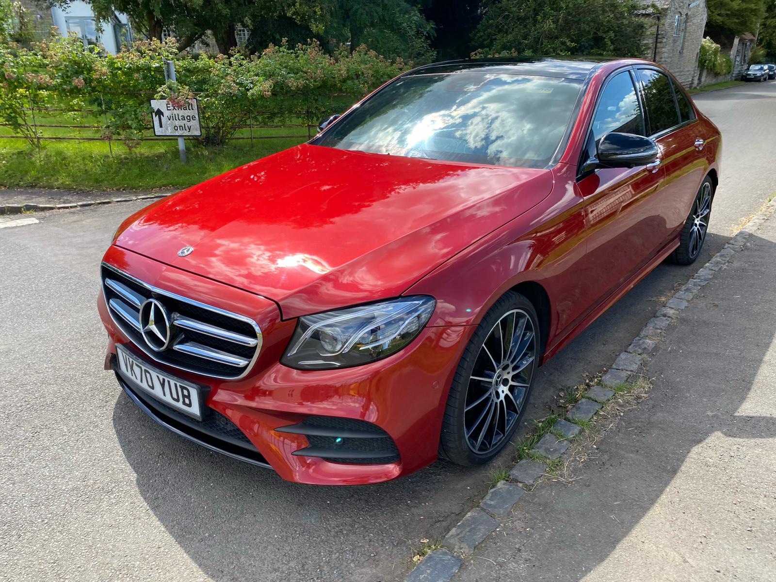 Mercedes Benz E220D AMG Line Night Edition (Premium plus)
