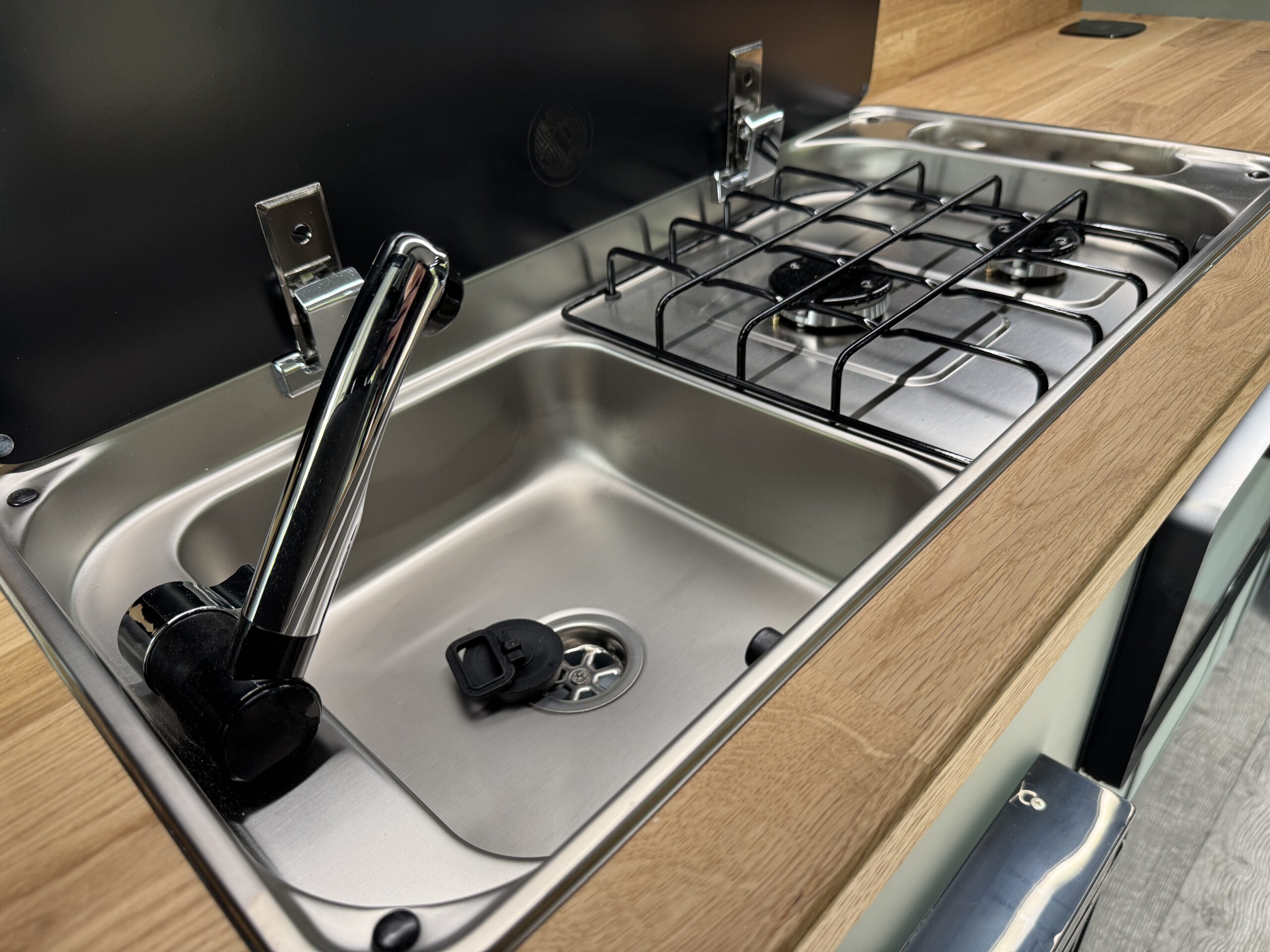 Volkswagen T6.1 Campervan Trek Edition (Stealth)