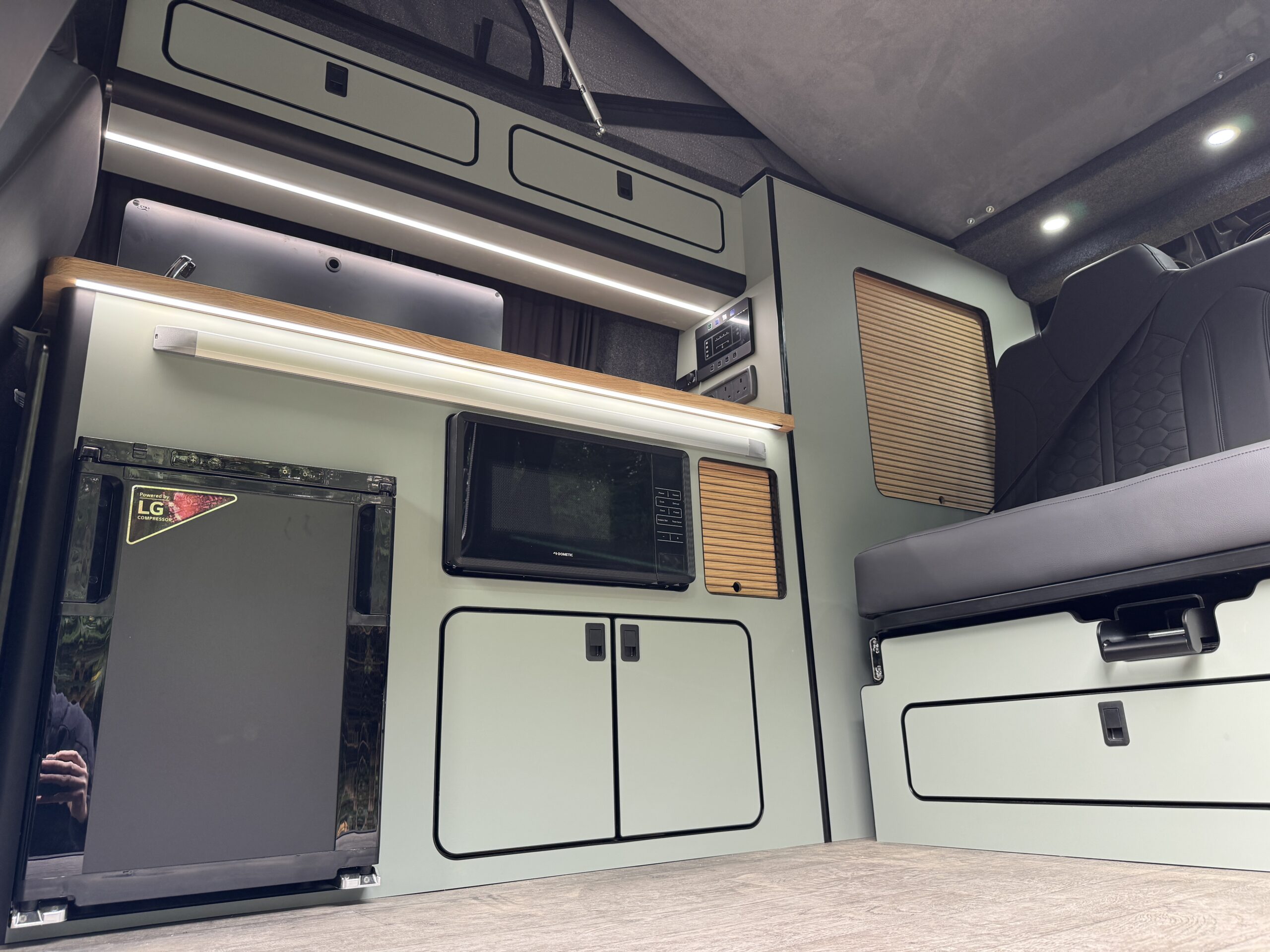 Volkswagen T6.1 Campervan Trek Edition (Stealth)