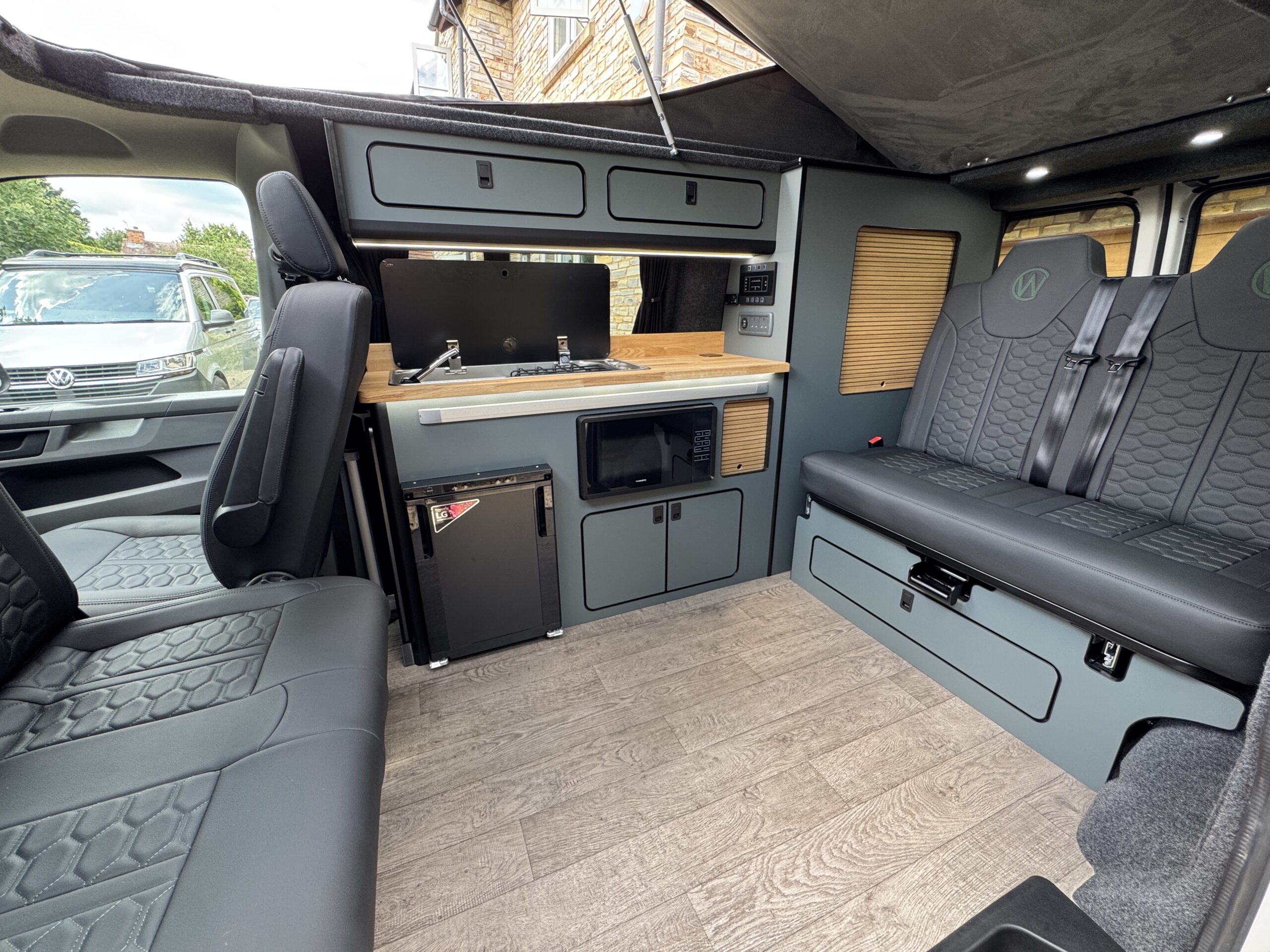 Volkswagen T6.1 Campervan Trek Edition (Roxanne)