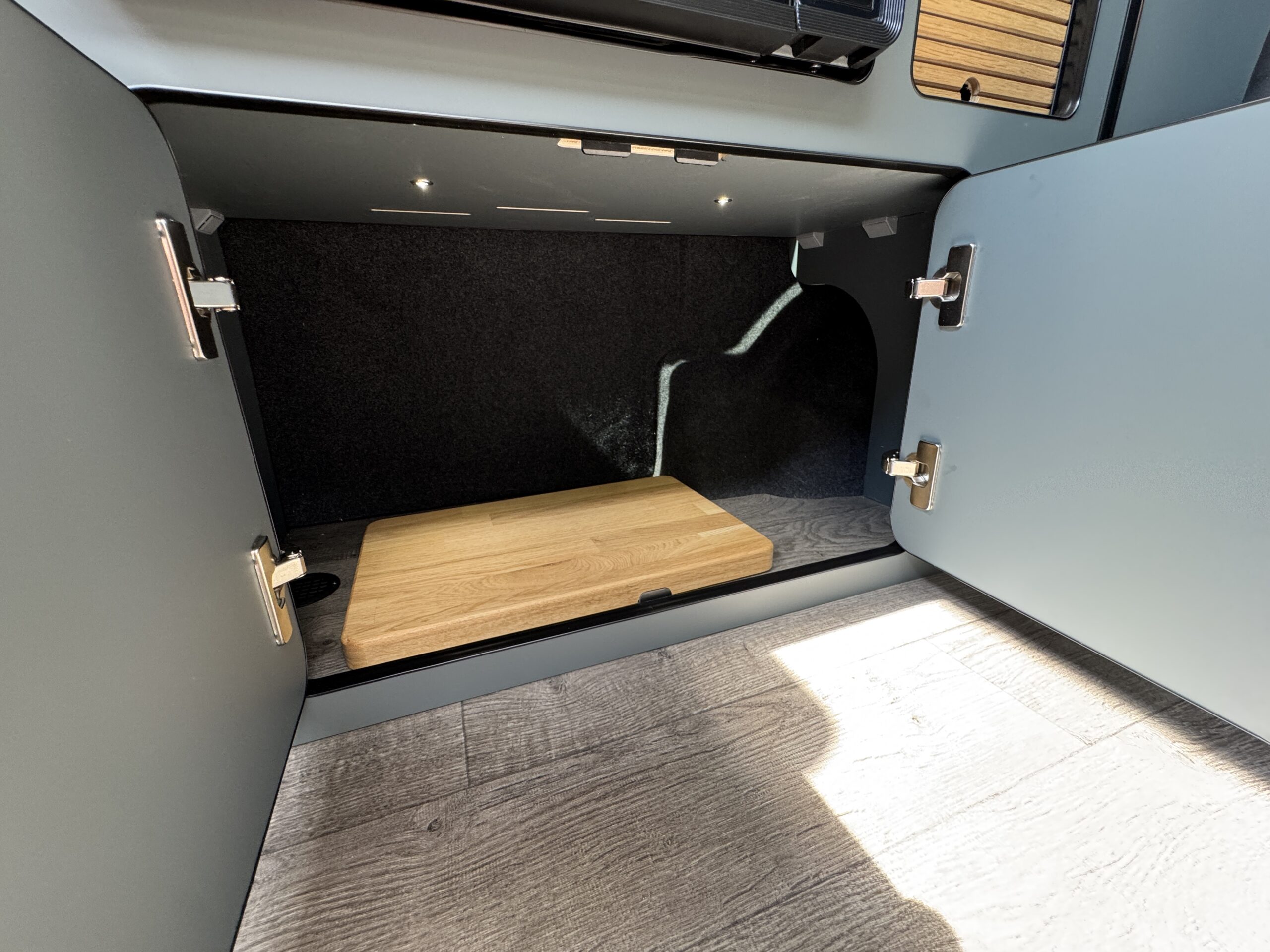 Volkswagen T6.1 Campervan Trek Edition (Roxanne)