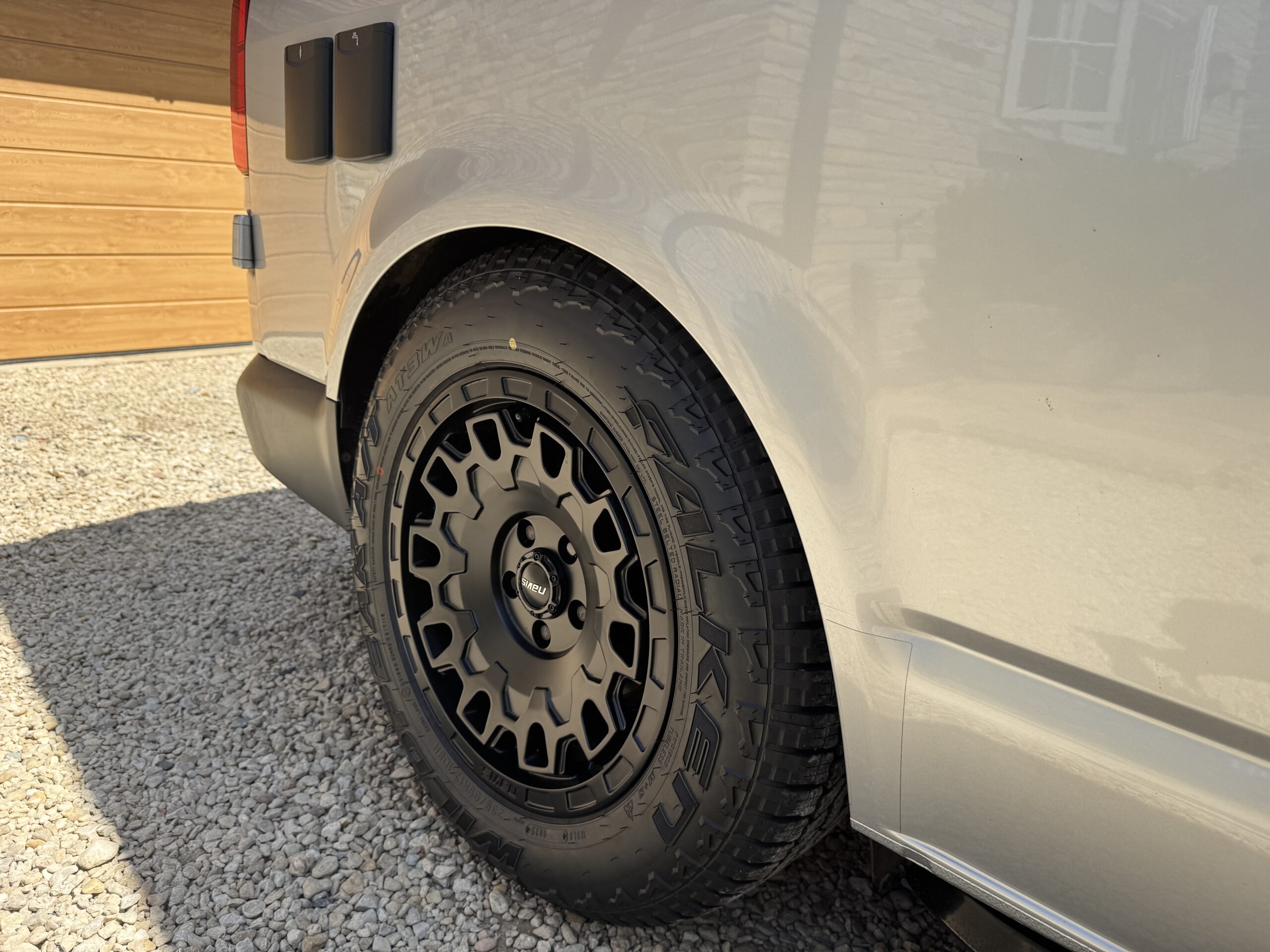 Volkswagen T6.1 Campervan Trek Edition (Silver Star)