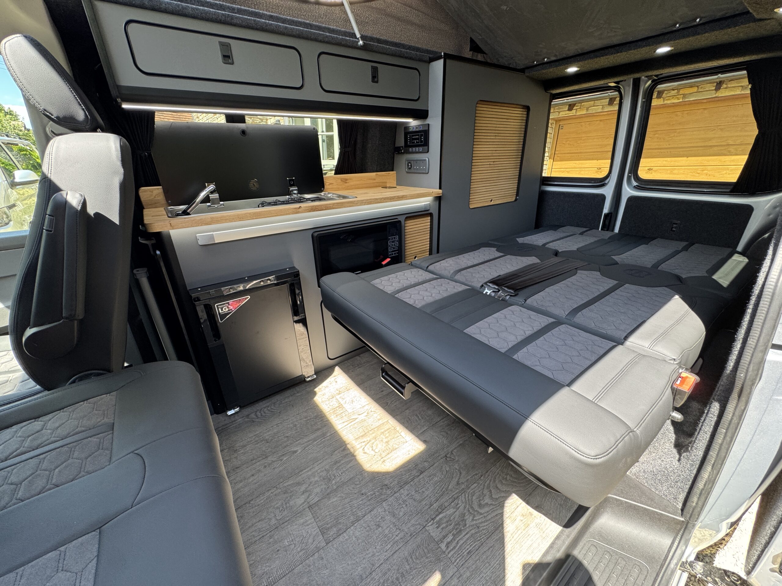 Volkswagen T6.1 Campervan Trek Edition (Silver Star)