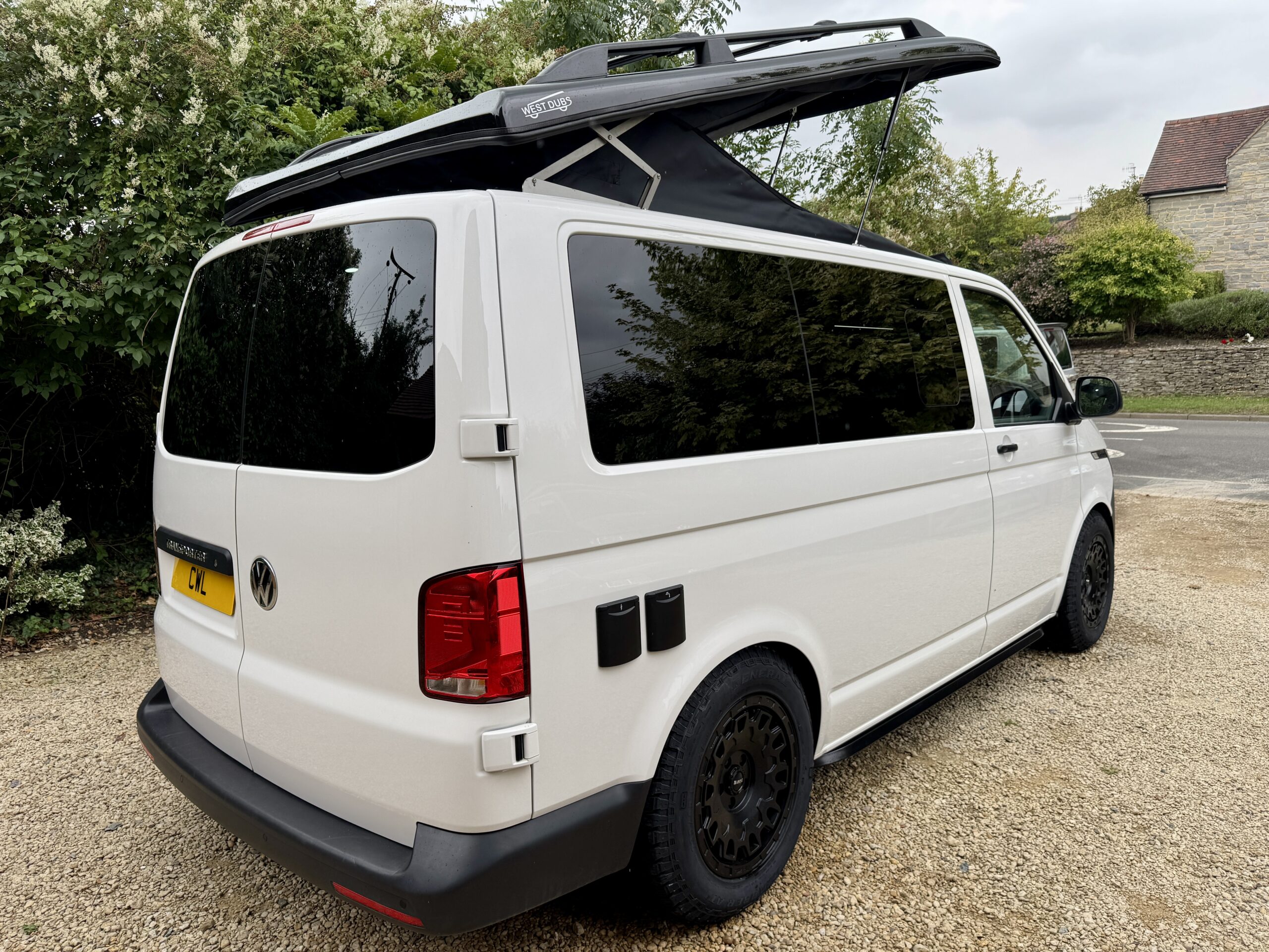 Volkswagen T6.1 Campervan Trek Edition (Apollo)