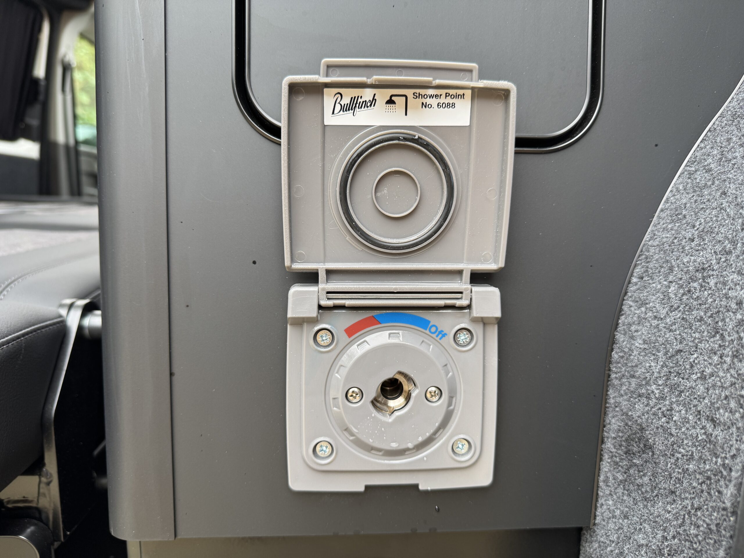 Volkswagen T6.1 Campervan Trek Edition (Apollo)